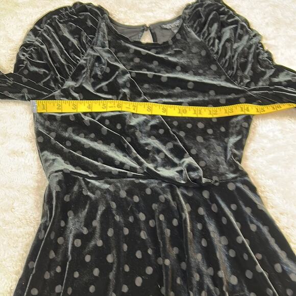 Topshop black velvet and polka dot little black cocktail party dress, size 4 - Picture 7 of 11
